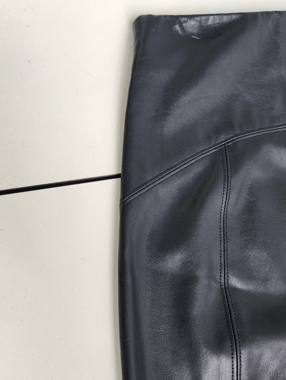 NWOT Nordstrom Faux Leather Rayon Leggings Black High Waisted Skinny Pants  M - Picture 11 of 11